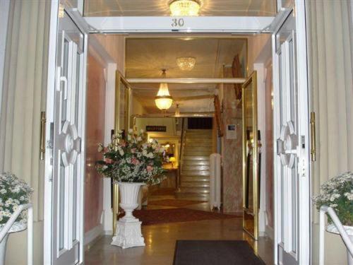 Rhein-Hotel Andernach Exterior foto